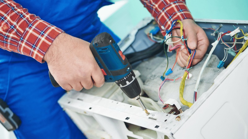 Gebze Amana Amana çamaşır makinesi kart tamiri – Su almama arızası orijinal parça ile giderildi. - Teknik servis örneği